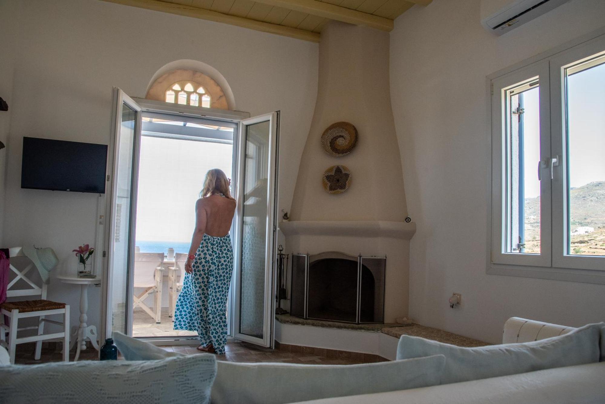 Iliopetra Residence Agios Romanos Exteriér fotografie