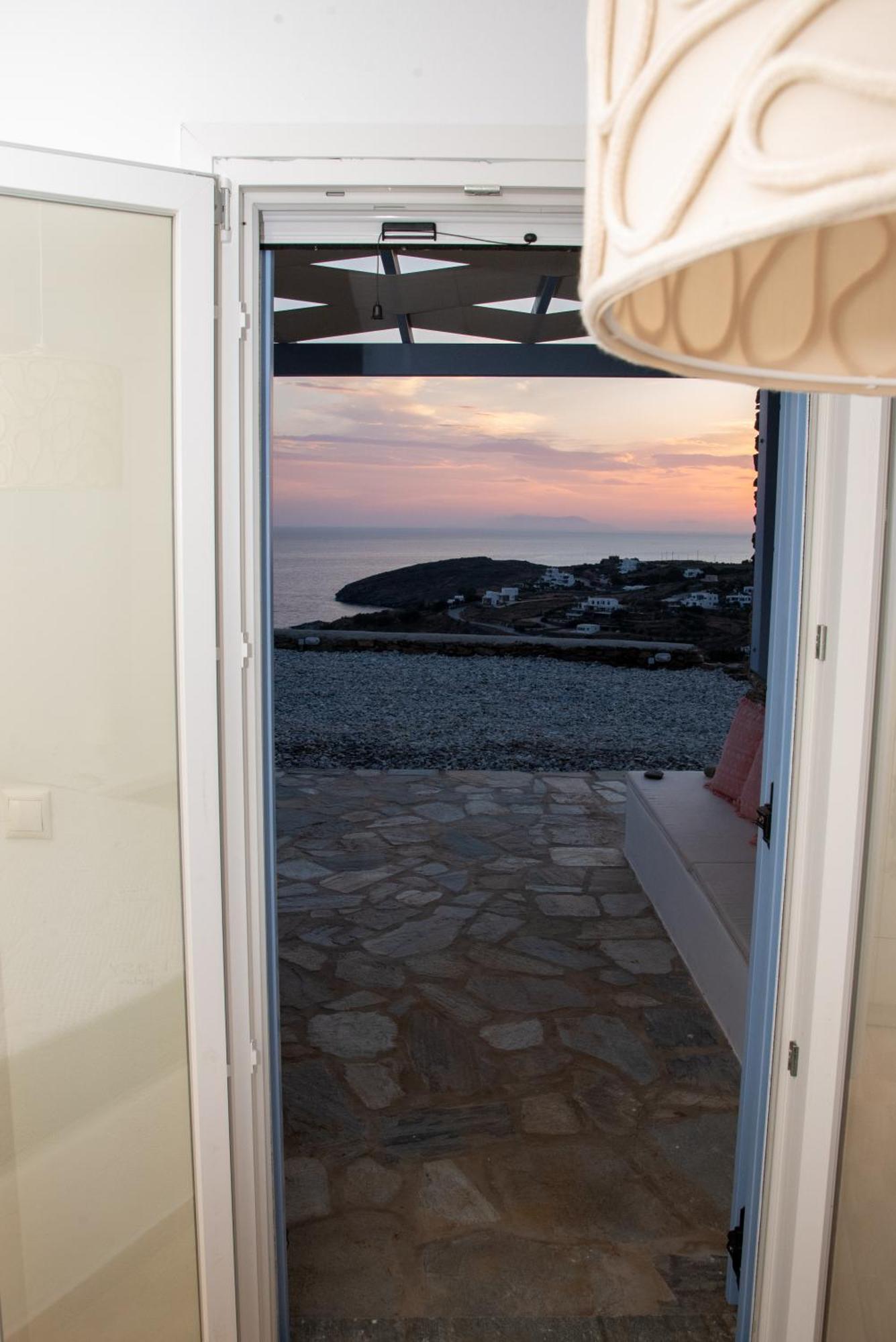 Iliopetra Residence Agios Romanos Exteriér fotografie