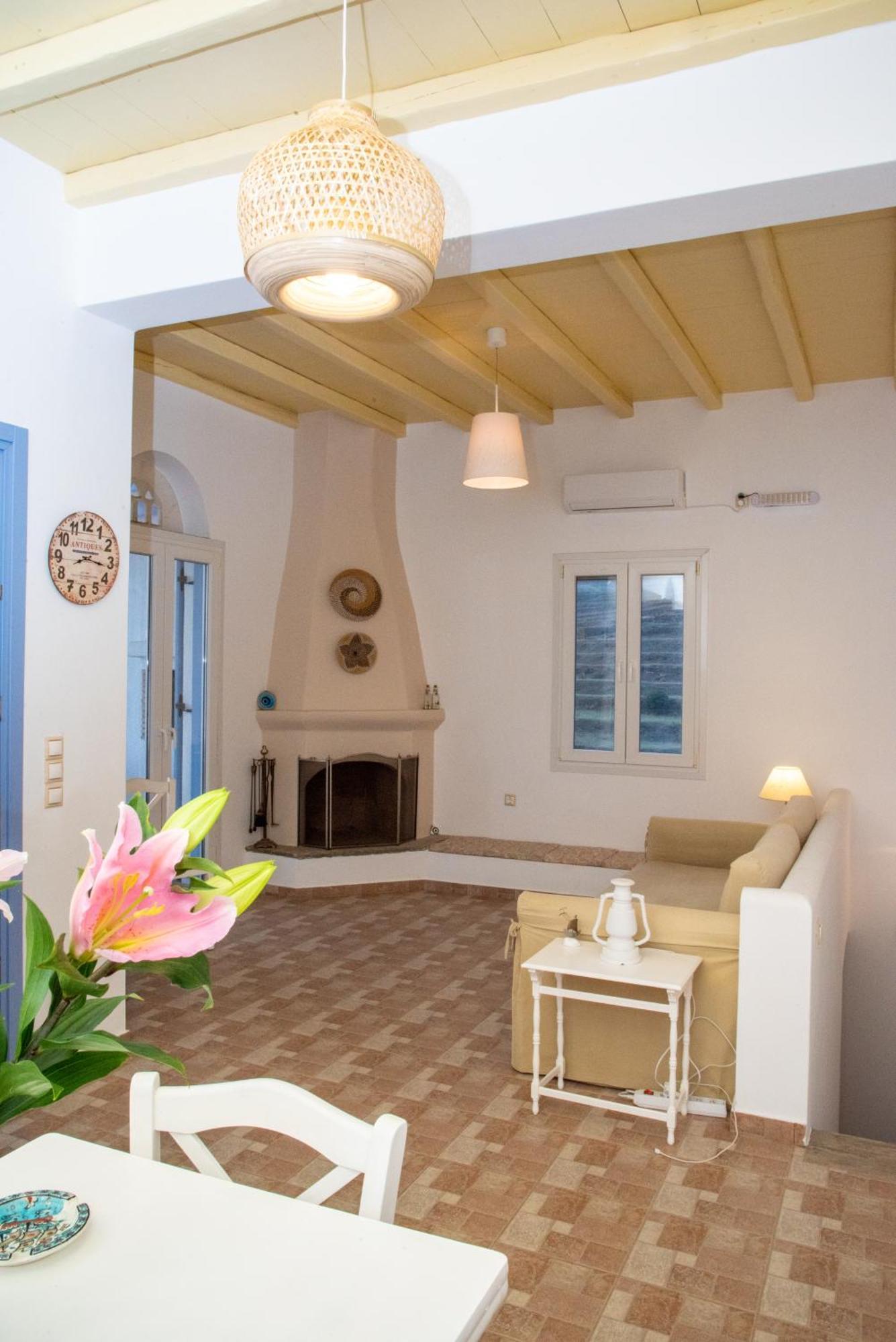 Iliopetra Residence Agios Romanos Exteriér fotografie