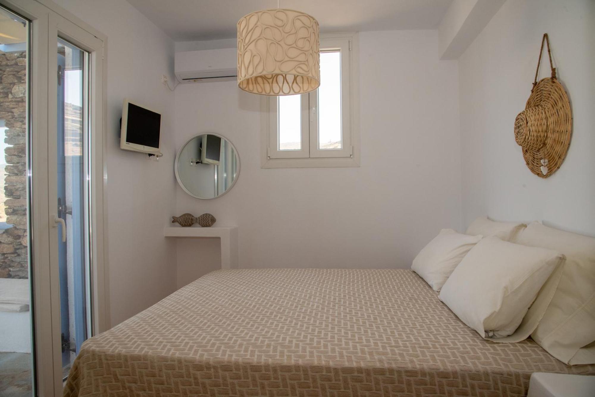 Iliopetra Residence Agios Romanos Exteriér fotografie